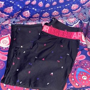 UNDER ARMOUR CAPRI LENGTH